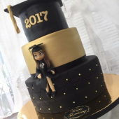 Торт на выпускной «Наш выпуск» на заказ